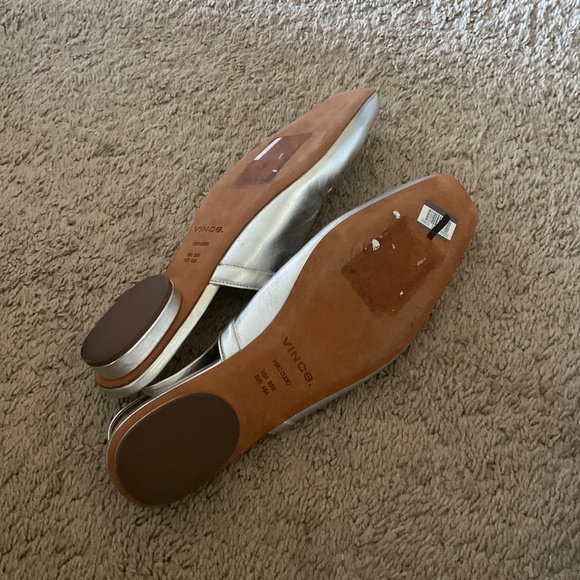 Vince Women’s Venice Flats - Picture 5 of 6